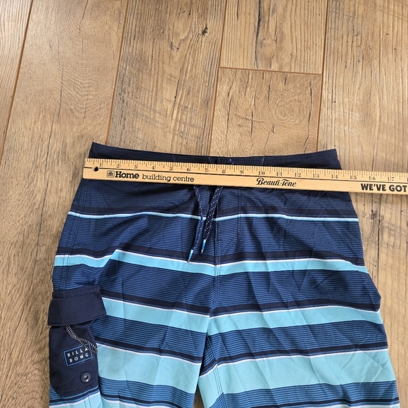 Billabong Platinum X All Day Boys Youth Size 27 Blue Striped Swim Shorts, - Picture 9 of 10